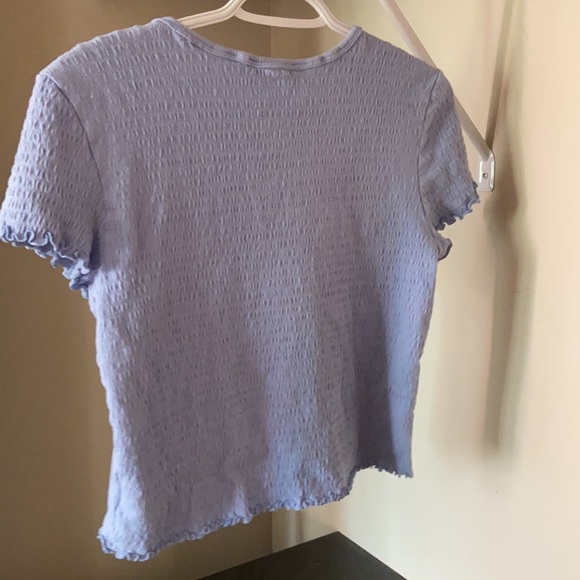 Cute light blue top tee, very comfortable - Picture 2 of 5